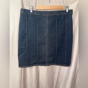 NWOT Mossimo Straight Dark Denim Zipup Blue Skirt W/Small Snag Size 15